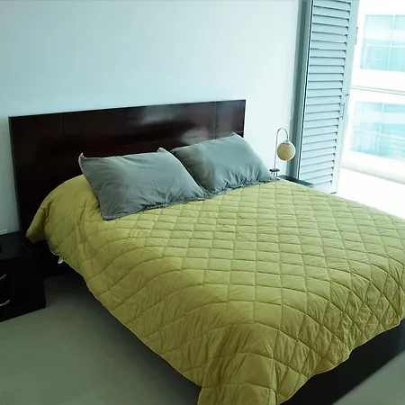 Apartamento con terraza y vista al mar - Morros Apartamento Cartagena